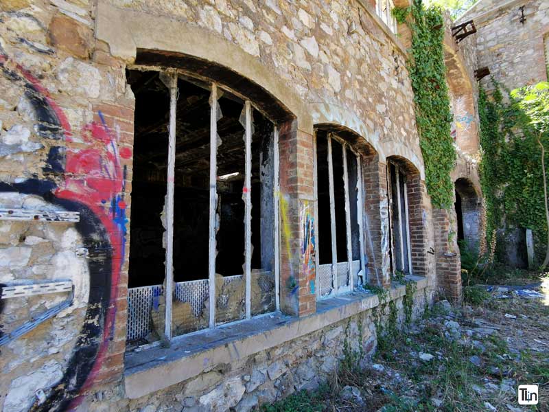 Urbex Chantiers Maritimes du Midi Urbex Chantiers Maritimes du Midi