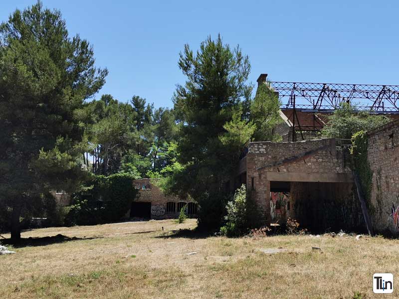 Urbex Chantiers Maritimes du Midi Urbex Chantiers Maritimes du Midi