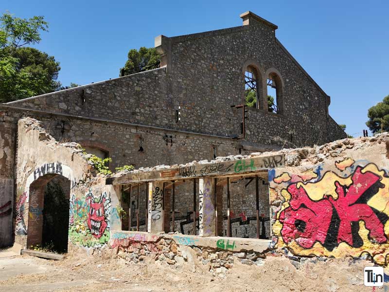 Urbex Chantiers Maritimes du Midi Urbex Chantiers Maritimes du Midi