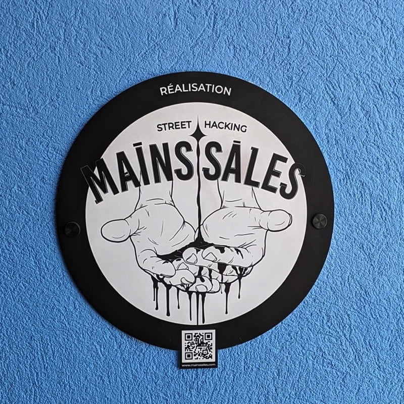 La fresque artistique du tunnel de la gare routière de Toulon fresque artistique du tunnel de la gare routière de Toulon